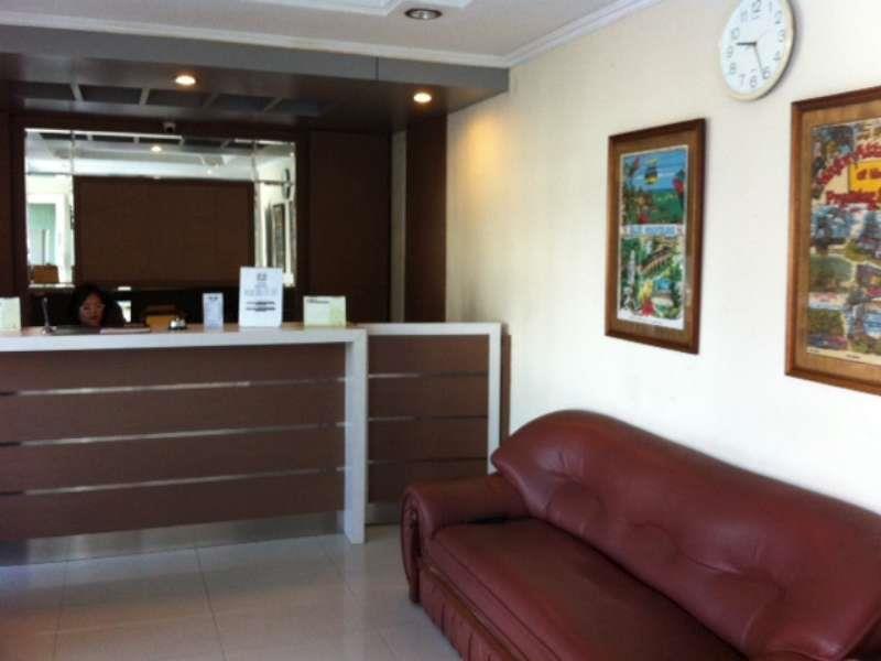Hotel Gemilang Бандунг Екстериор снимка